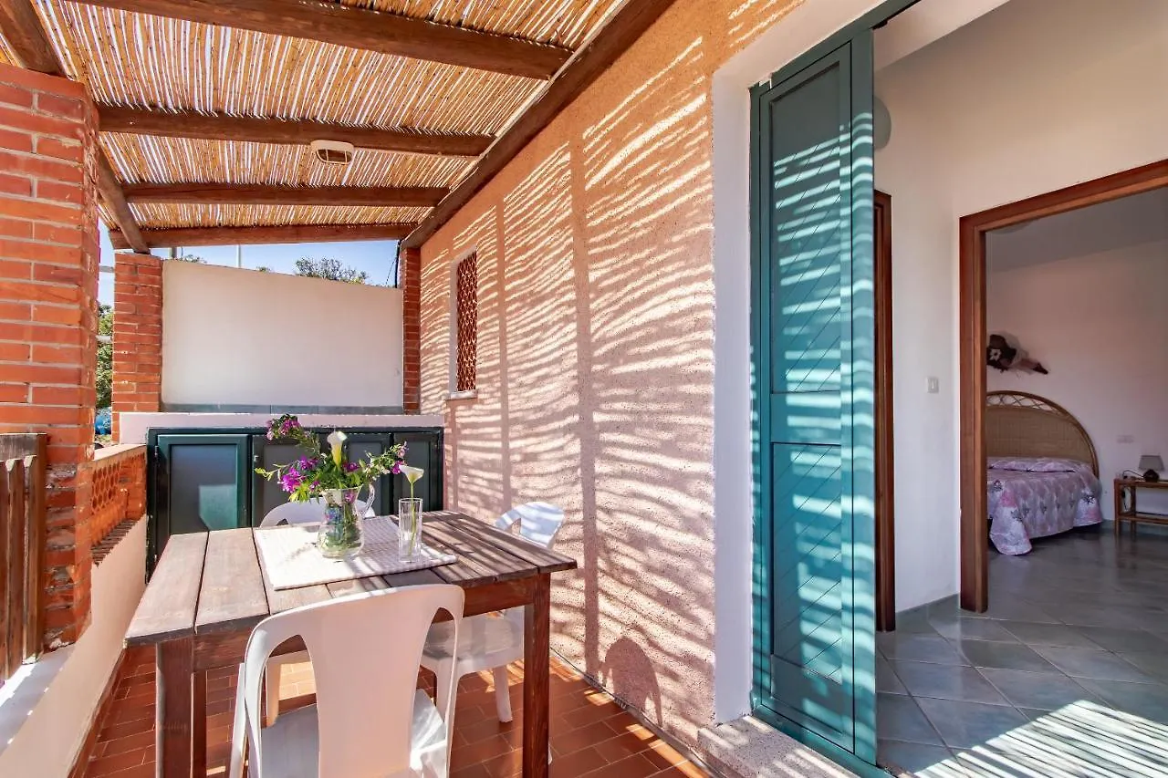 Apartmán Elisa Vista Mare Capo Testa 0*,  Itálie